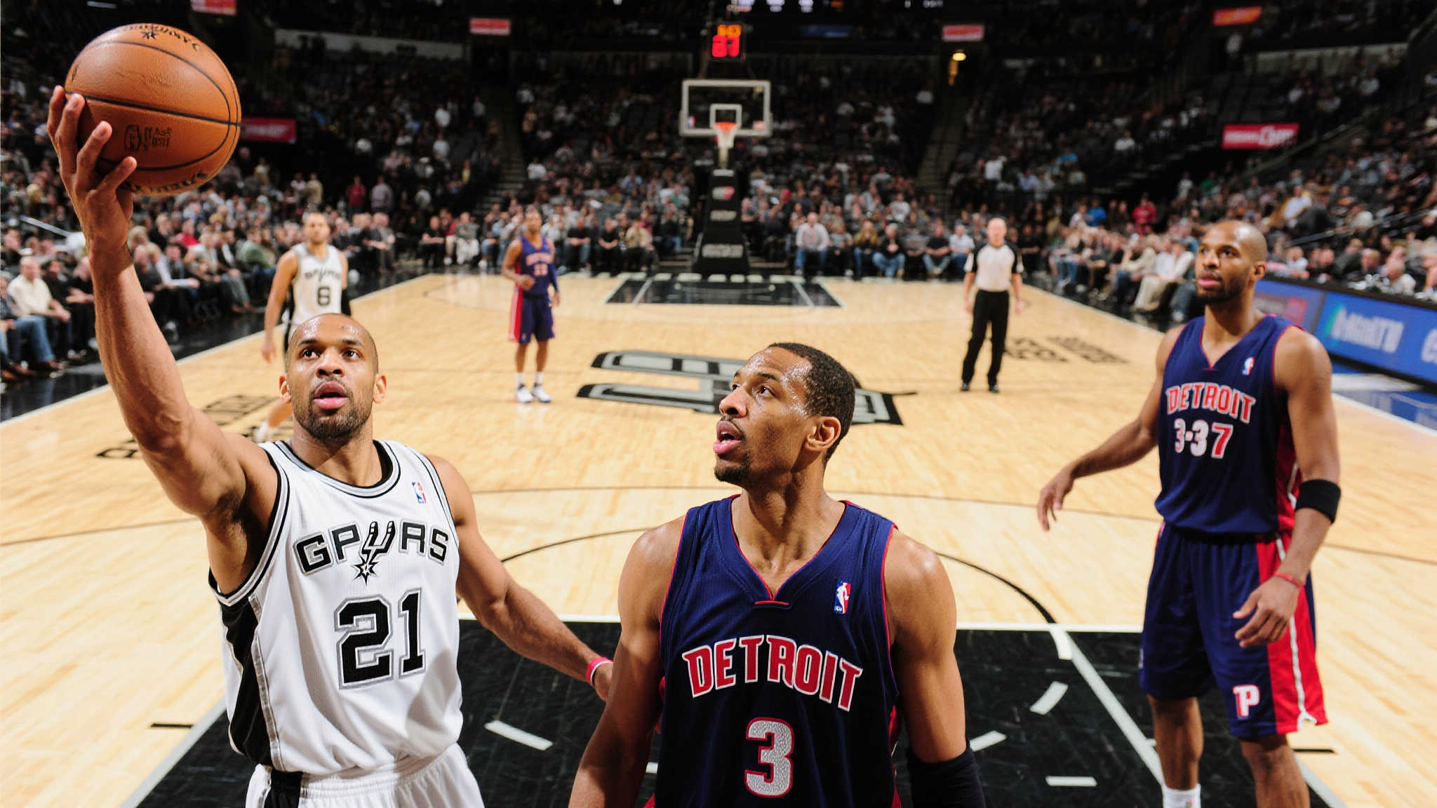 05年总决赛抢七回顾:巅峰对决,无与伦比的精彩瞬间 05年总决赛抢七回顾:巅峰对决,无与伦比的精彩瞬间